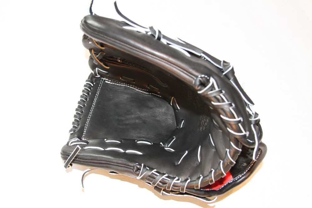 投手用硬式グローブ 土手レース